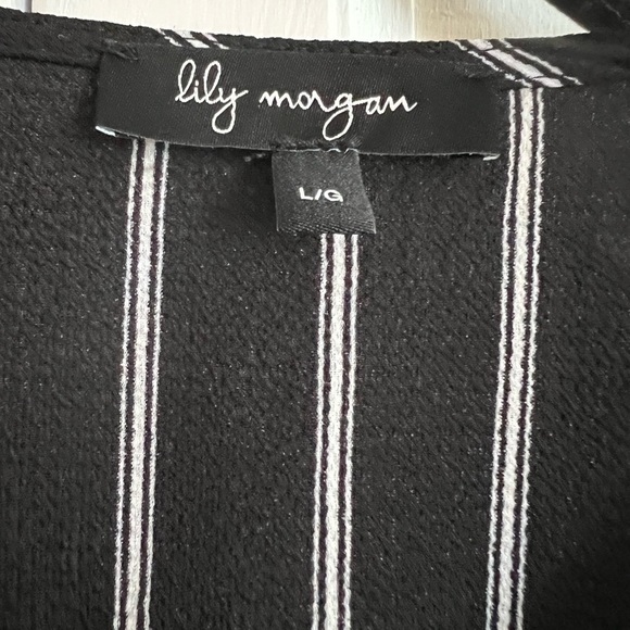 Women’s  dress - Picture 4 of 5